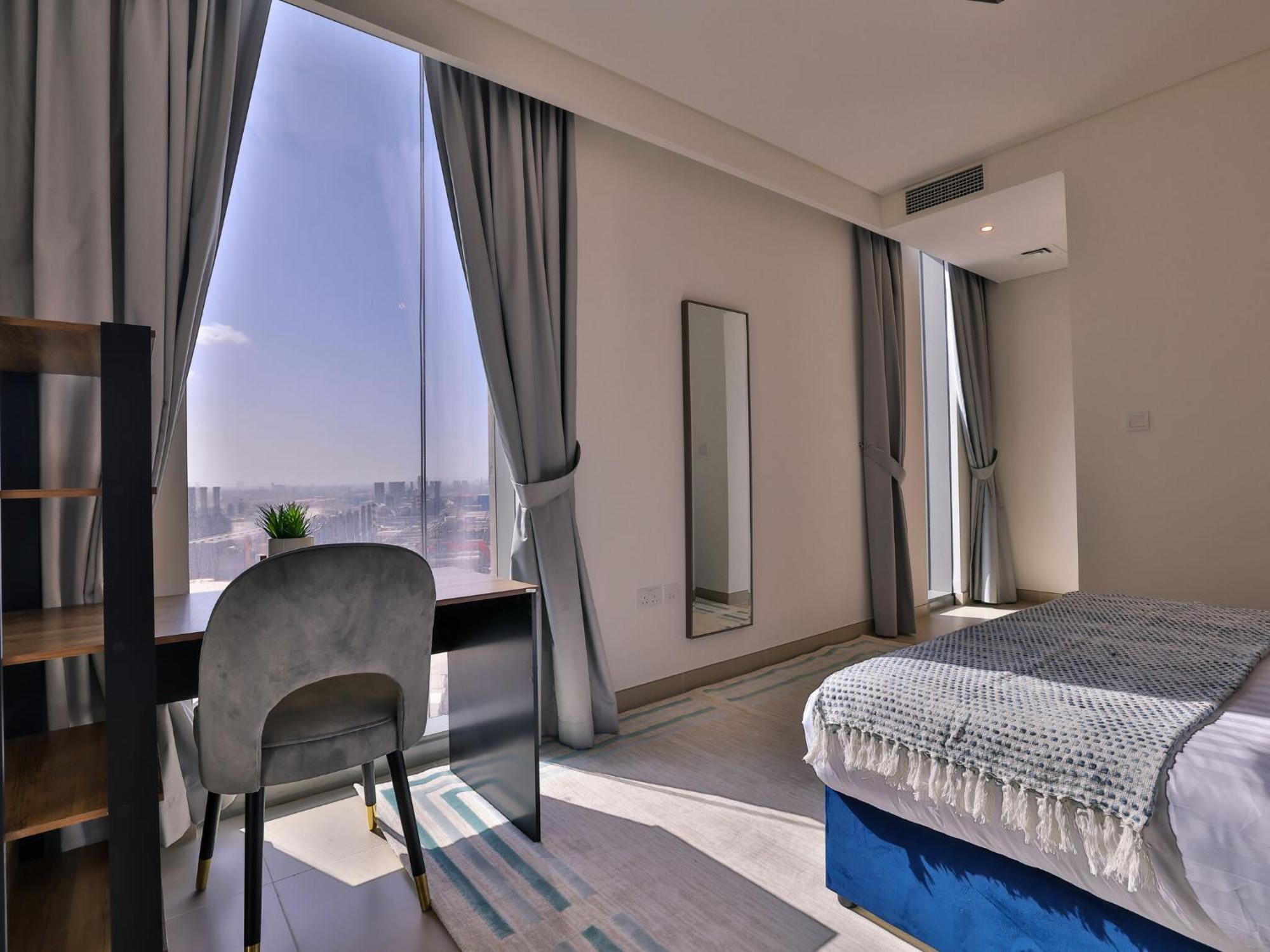 Luxurious Apartments Dubai Marina Views Pool Gym By Sojo Stay Екстер'єр фото