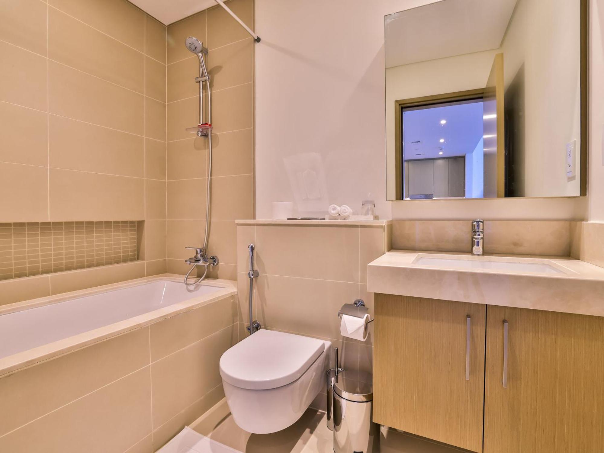 Luxurious Apartments Dubai Marina Views Pool Gym By Sojo Stay Екстер'єр фото