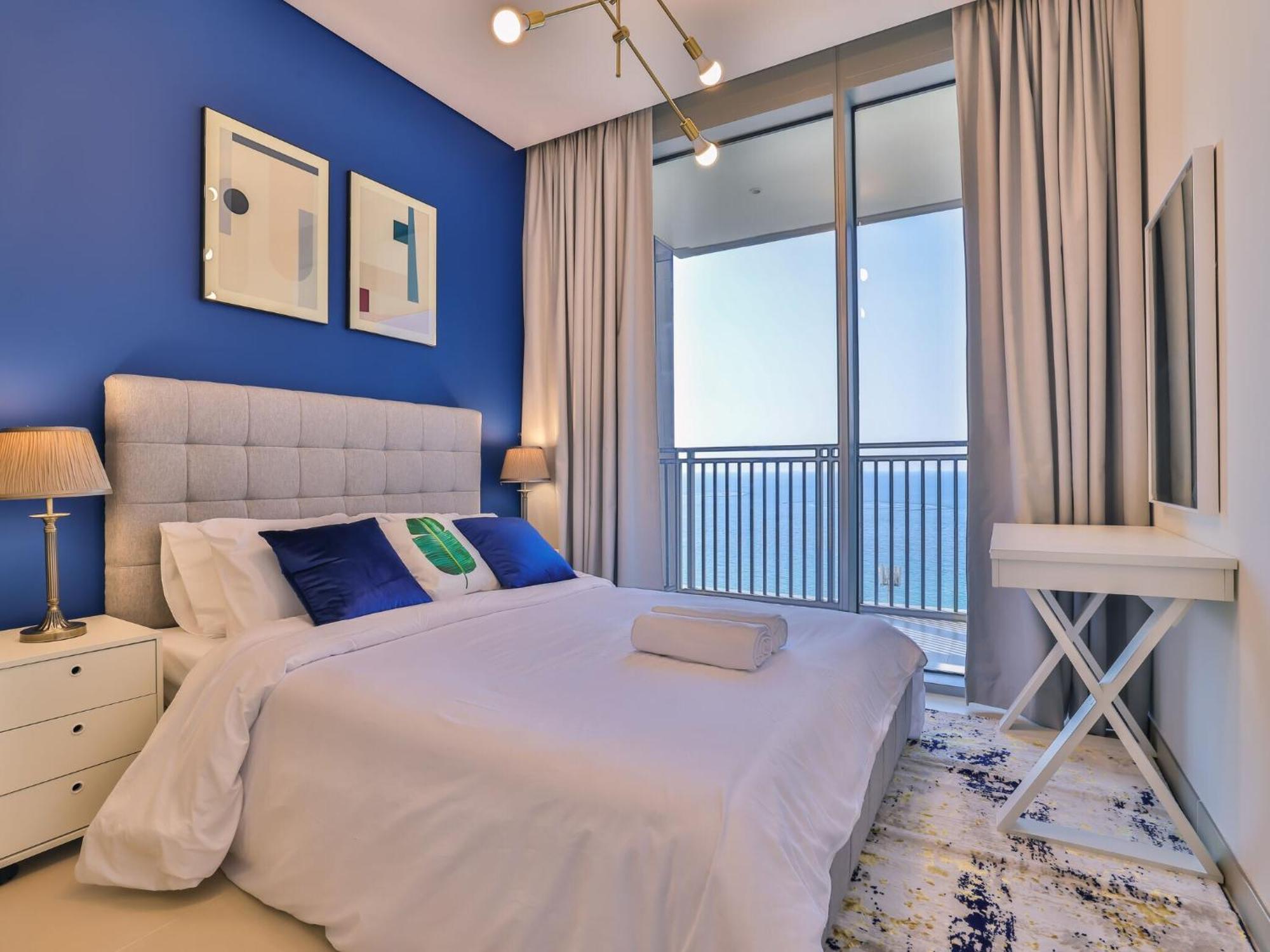 Luxurious Apartments Dubai Marina Views Pool Gym By Sojo Stay Екстер'єр фото